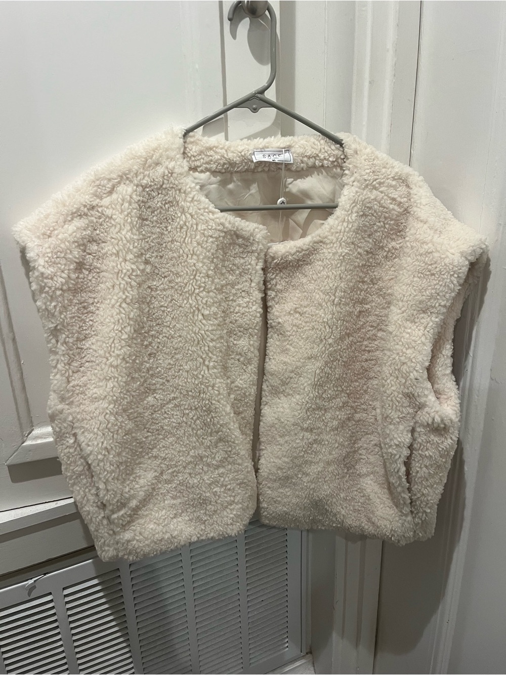 NWT Sage the Label white cropped sherpa vest